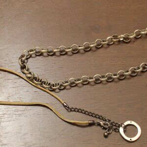 Vintage 2 necklaces 1 bracelet Lot P5